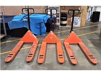 Lot of (3) Franklin 2.5 Ton Pallet Jacks