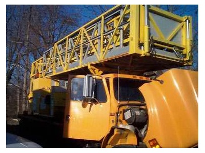 1990 MOOG IHC 4900, underbridge platform