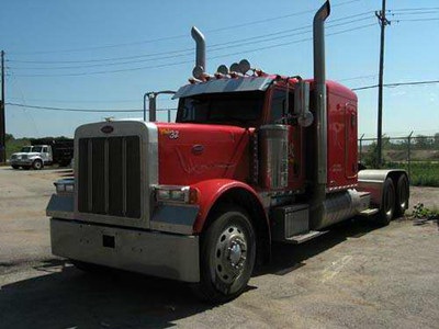 2007 Peterbilt 379 Sleeper Cab
