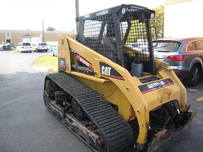 2004 Caterpillar 277  Only $ 24,500.