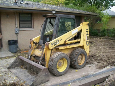 4625 Gehl with Rebuilt Engine $9000.00