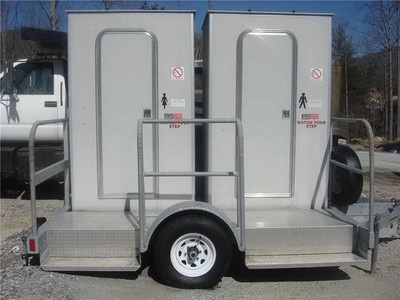 Mobile Portable Restroom Toilet Trailer