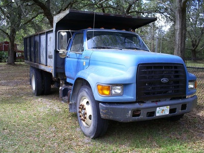 Ford F800 $14,500