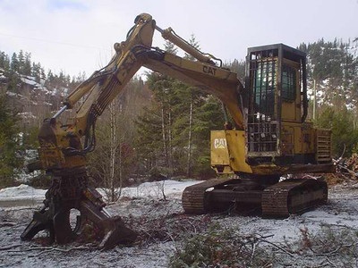 1990 CAT 225D Butt-N-Top Log Loader
