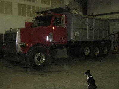 1999 378 Peterbilt, triaxle, steel bed