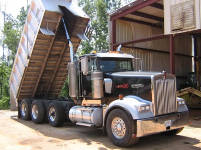 2000 Kenworth W-900, Triaxle, Loaded