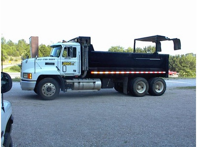 1994 CH613 Mack with bullet-proof  bed.