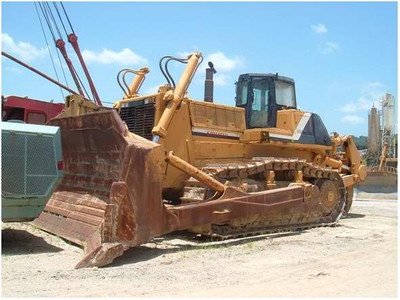 Komatsu D-475-1