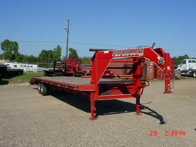 2008 Performance 27+5 Gooseneck Float