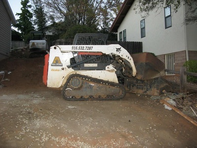 06 T180 Bobcat Track Loader  new tracks