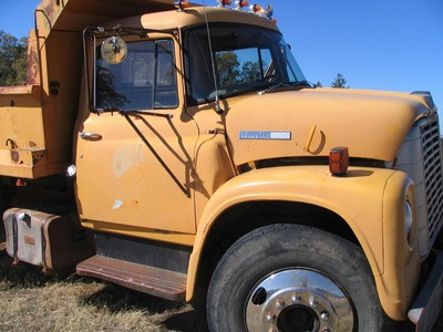 1974 Super Cheap Dump Truck-Runs Great!