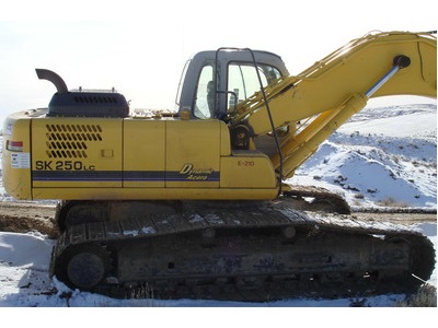 2005 Kobelco 250 LC Excavator