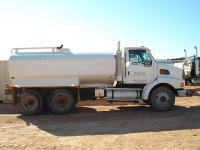 Ford Louiville Water Truck