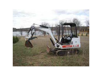 Bobcat X325