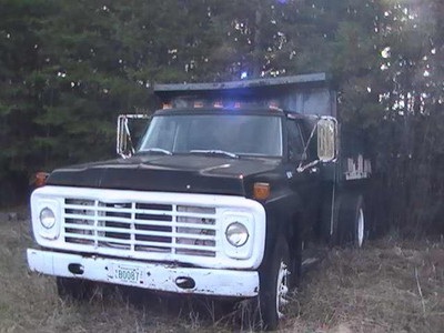1979 F700 Dump Truck