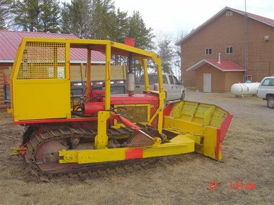 International TD6 With Canopy 