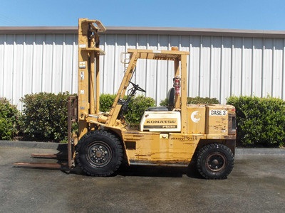 Komatsu FG35T-4 Forklift