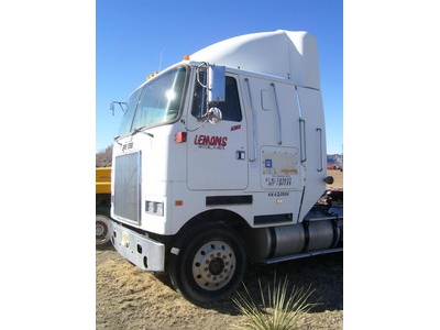 1992 white / gmc cabover