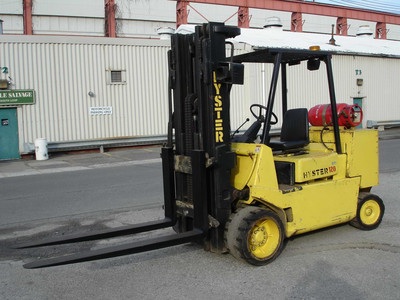 1998 12,000 lbs Hyster Forklift
