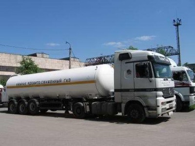 The semitrailer-tank mod. 960931