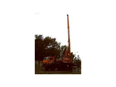Pile-driver installation