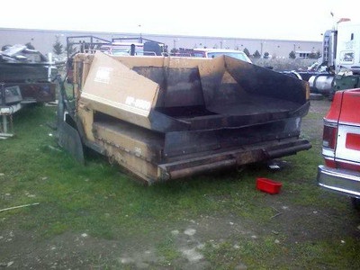 Neal HP-9500 asphalt paver