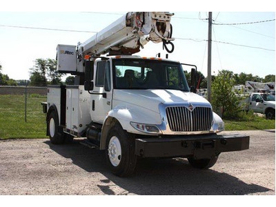 2004 Intl 4300 Used Digger Derrick
