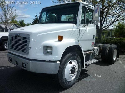 1999 Freightliner FL70