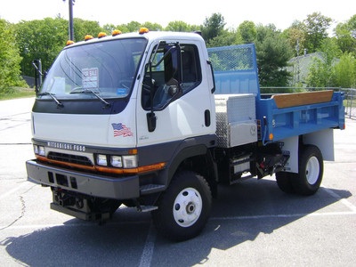 2003 4x4 Mitsubishi ONLY 378 Miles