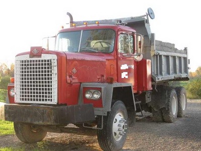 1975 Diamond Reo Dump Truck -Runs- $950