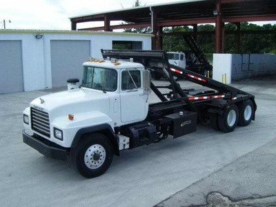 1998 Mack RD688S Roll Off Truck for Sale