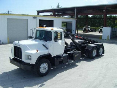 1998 Mack DM690S Roll Off Truck for Sale