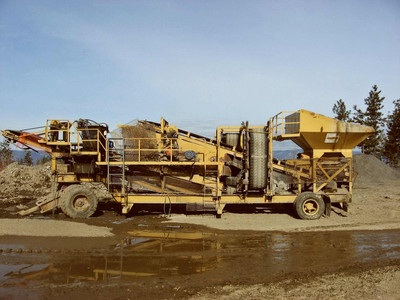 Suntract D514 Portable Screening Plant