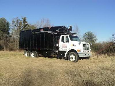 2004 Trash Truck with Knuckleboom