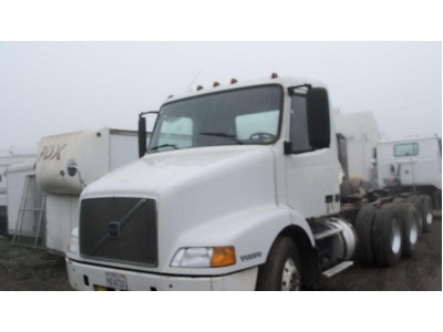 1998 Volvo Day Cabs