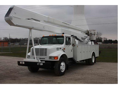 Teco 75- 2000 Intl 4900 Bucket Truck