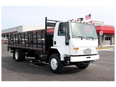 2001 Freightliner FC70 Flatbed Truck
