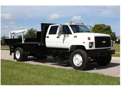 1999 Chevy C7500 Crew Cab Auto Crane