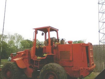 CASE LOADER---Great Condition