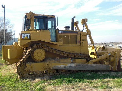2005 Caterpillar D8R Dozer W/Winch