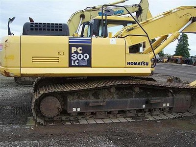 KOMATSU PC300 LC