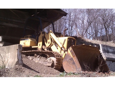 John Deere 450C Loader
