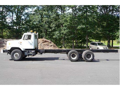 2002 INTERNATIONAL 2674