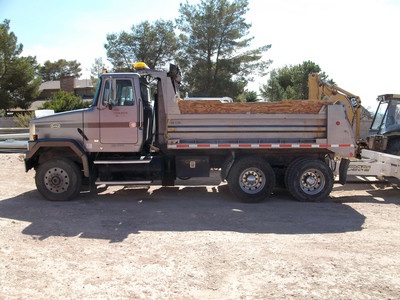 Dump Truck, 1991 Autocar, work ready