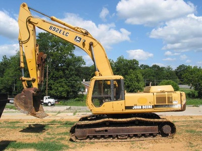 John Deere 892E LC Excavator