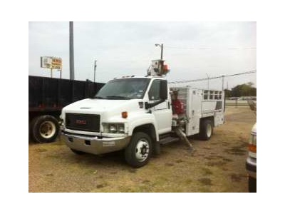 2005 GMC C5500 Crane & Back Lift 
