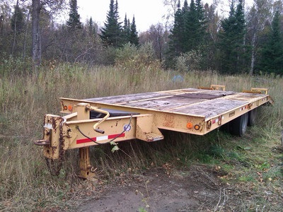 1996 Dynaweld 12 ton tag trailer