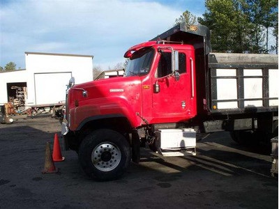 2000 International 5500i Dump