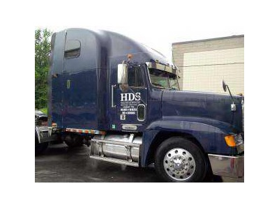 2002 Frieghtliner FLD 