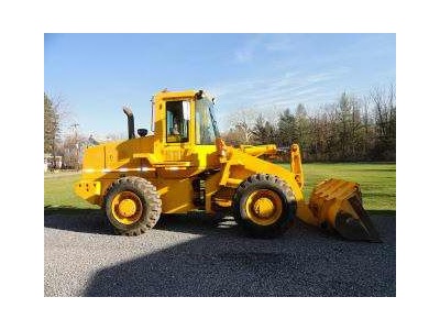 96 Case 621b wheel loader